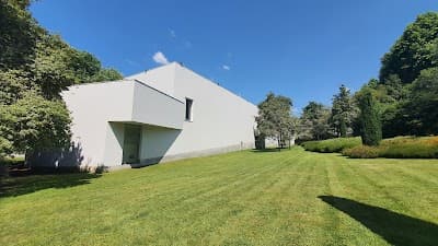 Museu de Arte ContemporĂąnea de Serralves