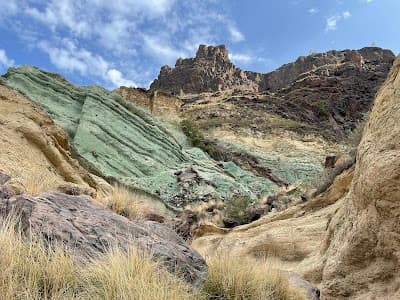 Los Azulejos de Veneguera
